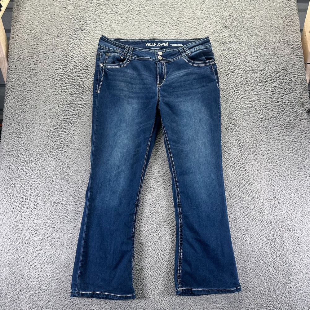 WallFlower Luscious Jeans Women 15 Blue Cotton Denim Bootcut Curvy Faded Stretch